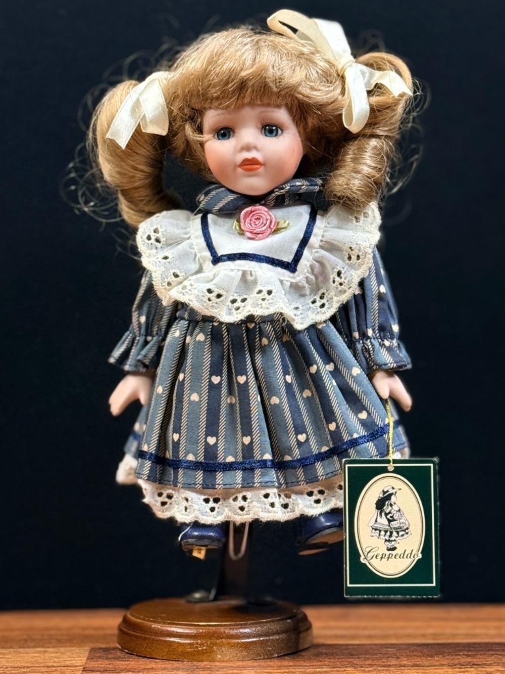 GEPPEDDO Porcelain Doll